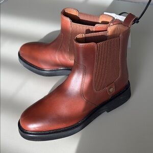 Barbour Delfina Chelsea Boots us6.5 women New